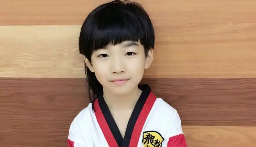 龙拳小子林秋楠!五月已经到了,期待楠哥5-20生日的到来!