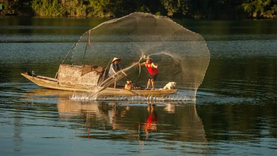 新安江撒网捕鱼组照