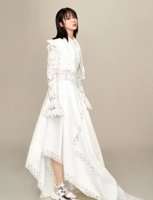 杨紫旺夫相quot旺夫体质quot的杨紫带个草帽都能火