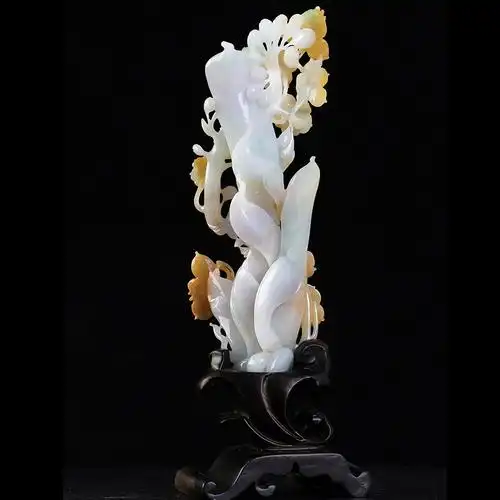 杨树明大师工作室作品天然缅甸a货翡翠黄翡巧雕兰花摆件0.29kg