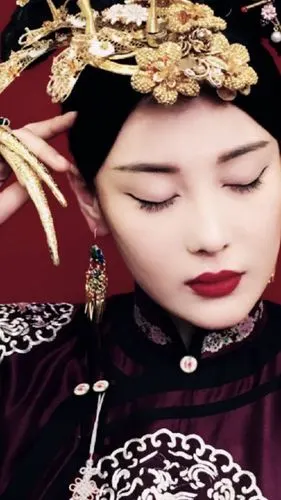 半妖倾城瑾太妃张馨予