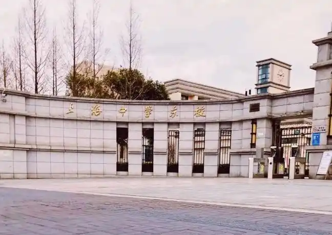 就读上海中学东校的王一衡放假啦