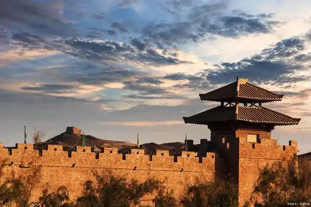 竟有十种词牌与绝句格式相同,不乏千古名句