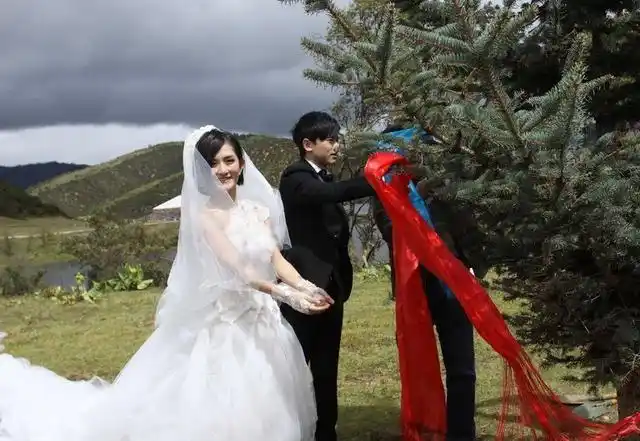 时间过得真快,一眨眼张杰和谢娜已经结婚11年了.