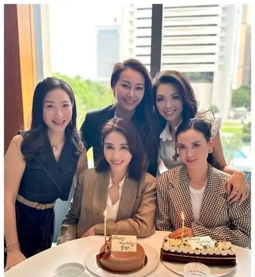 黎姿的生日聚会备受瞩目,然而李嘉欣的缺席再次引发了网民的揣测.