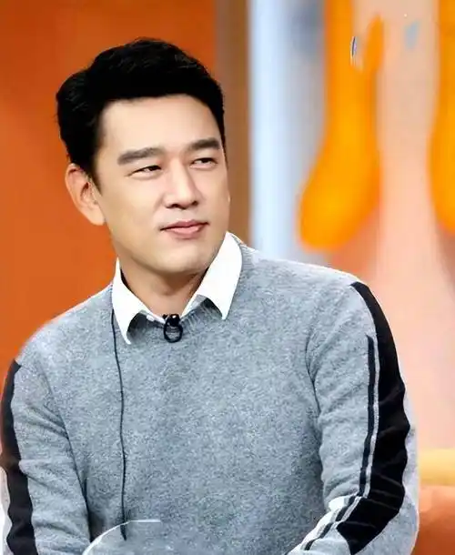 演员王耀庆:为了省房租娶了房东的女儿,结婚22年0绯闻_郭晏青_生活