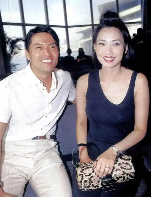 "凭亿近人"杨小娟:嫁三婚演员吕良伟,婚后生一子家庭幸福美满