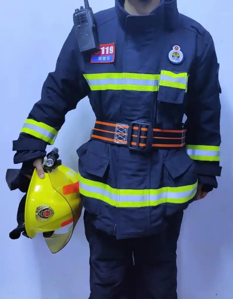 听说最近蓝朋友壁纸挺火的我也来拍一组礼貌拿图想要原图的私聊