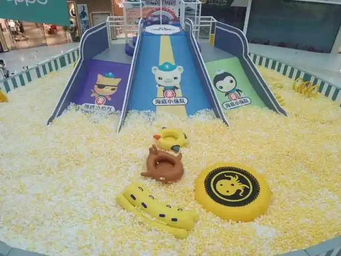 免费畅玩啦暑期来高新万达西厅移动城堡海洋球跟宝贝嗨玩一夏吧