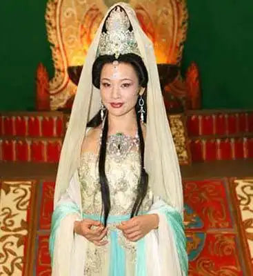 陈冲最老气的观音:浙江版《西游记》中的观音陈冲已经50有余,这个观音