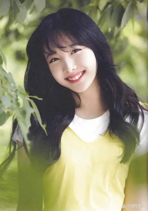 林娜琏的笑容真的治愈元气满满