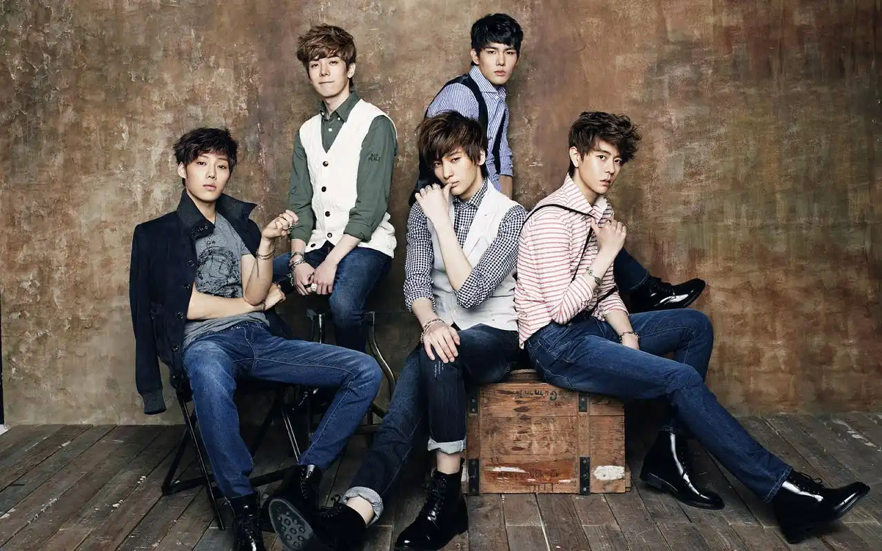 history帅气组合最新个性壁纸