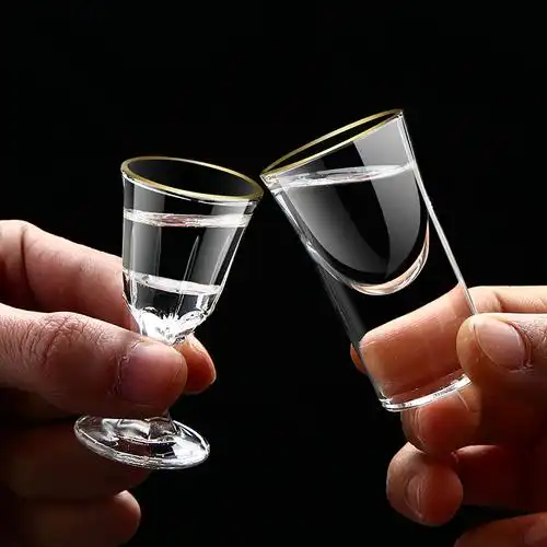 家用金箔白酒酒器水晶玻璃高端金边小白酒杯白酒杯