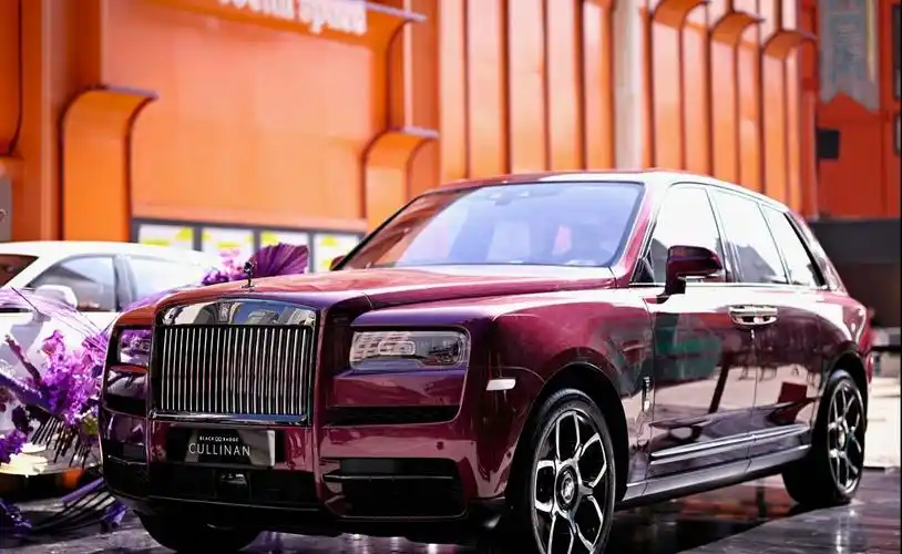 顶级豪车空降贵阳 启幕2024太平新年