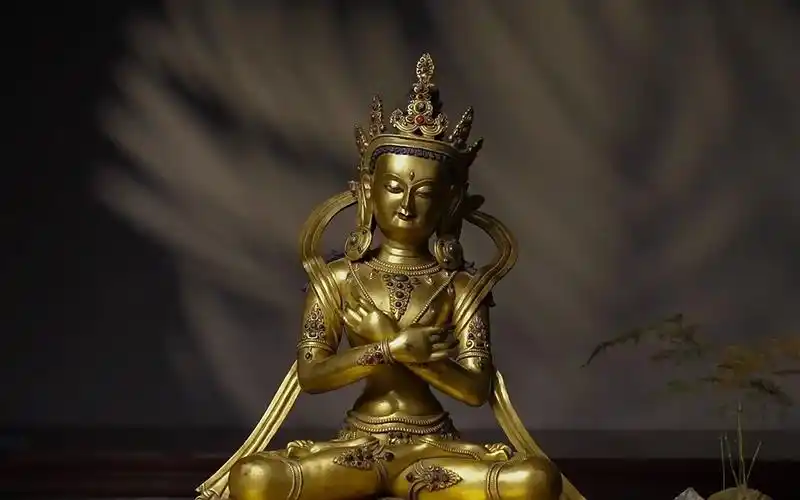 清代铜鎏金嵌宝石金刚总持像文玩古董佛像收藏客厅办公室供奉摆件