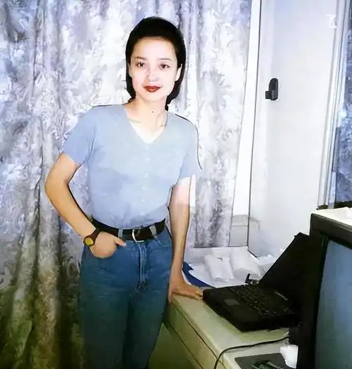 张纪中曝光前妻隐私被罚两万杜星霖控诉樊馨蔓就是要整垮老张