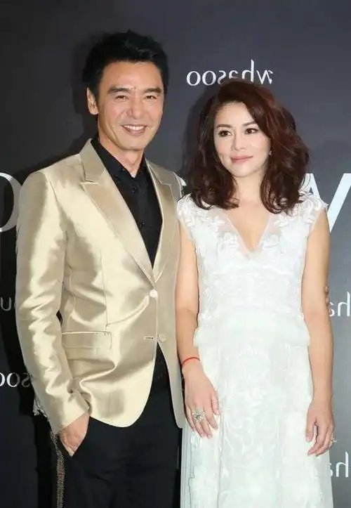 回顾钟镇涛我这辈子正确的决定就是拒绝与前妻章小蕙复婚
