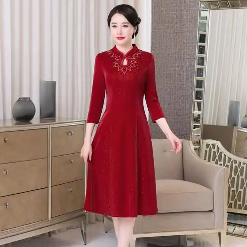 旗袍2021年新款婚礼妈妈礼服高贵年轻丈母娘高端喜婆婆婚宴连衣裙