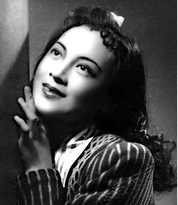 直击50年代最漂亮女演员王丹凤的真容那时的她是真的好美