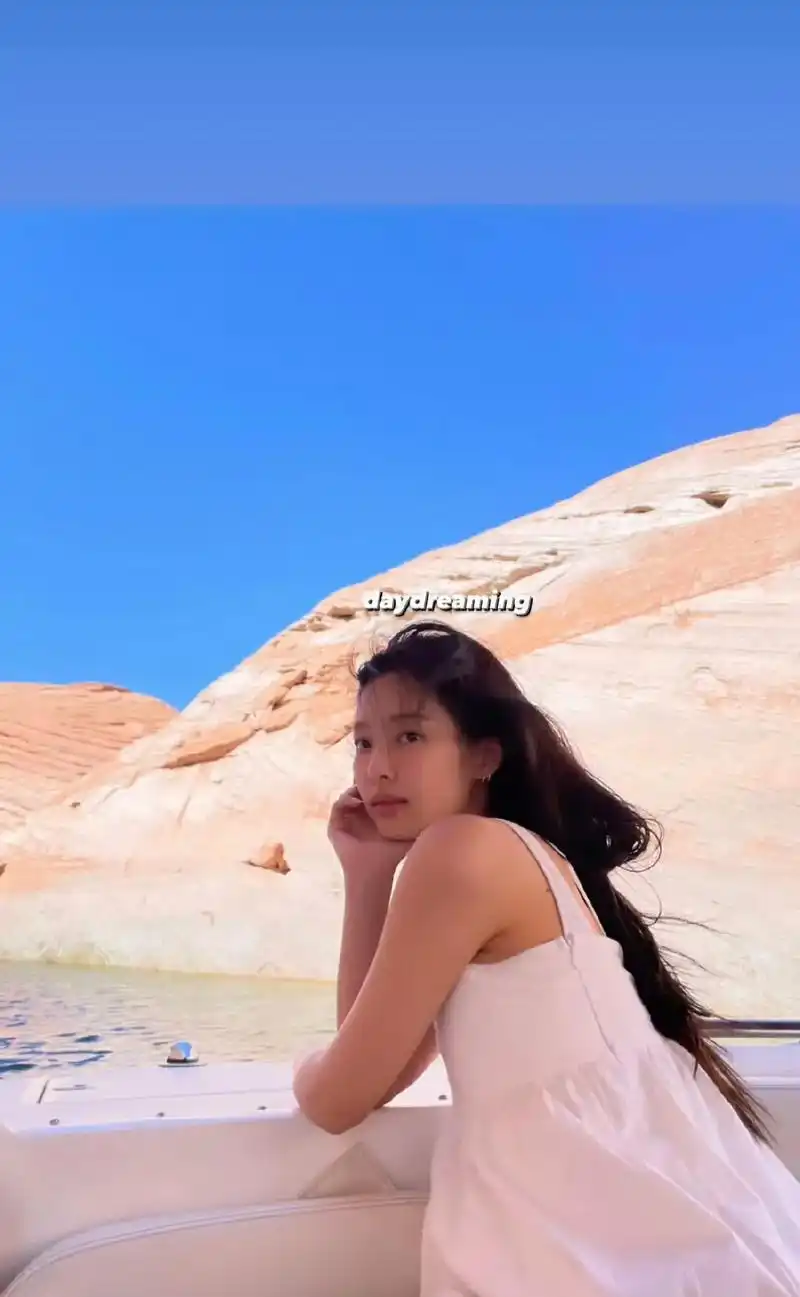 金珍妮jennie #泳装比基尼 太美了,我的妮妮真的太漂 - 抖音