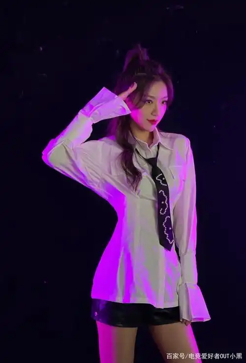 kpl内外兼修的美女解说 第一期天云