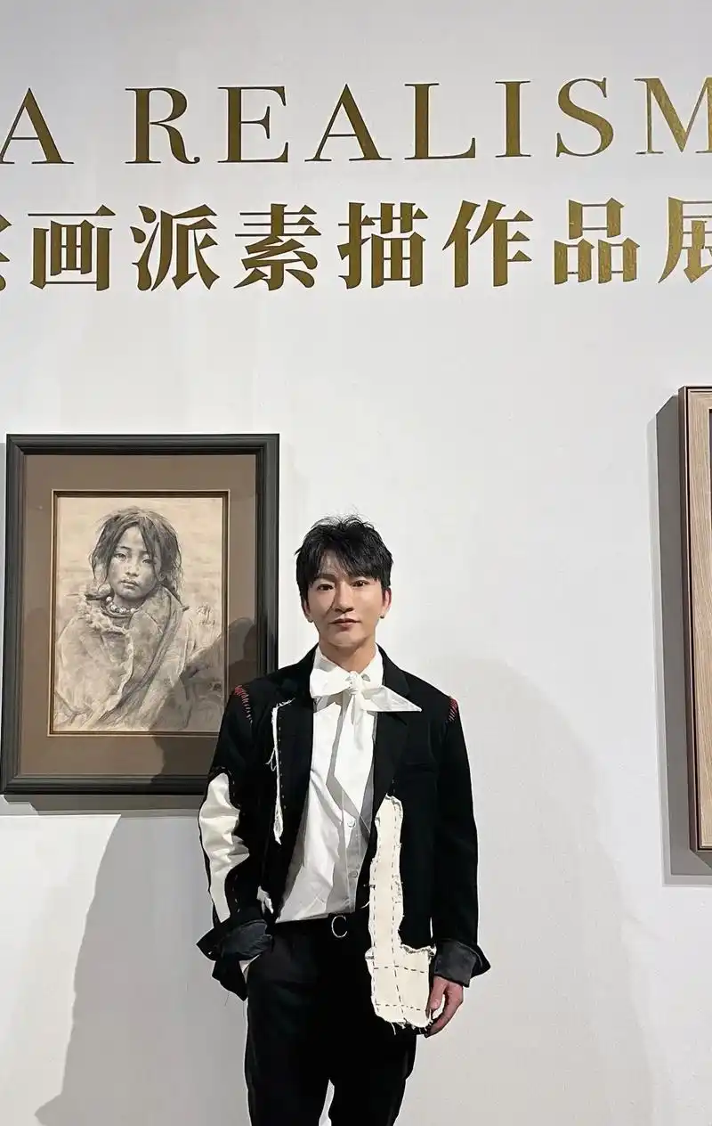 李炳辰艺术与心灵的碰撞.#李炳辰 #中国艺术研究院 #中国油 - 抖音