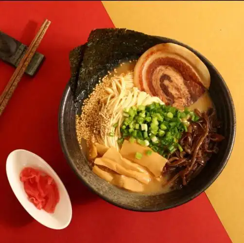 日式豚骨叉烧拉面