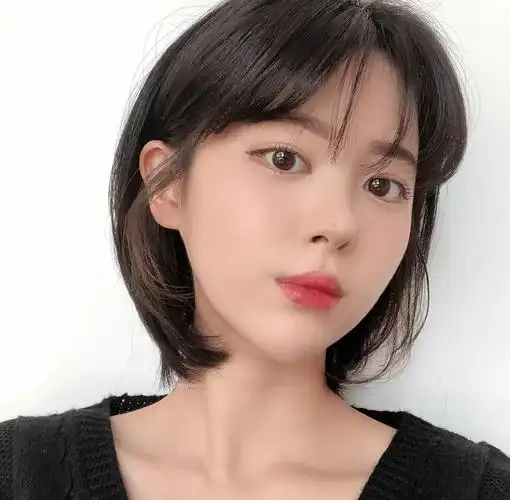 减龄齐脖短发呀