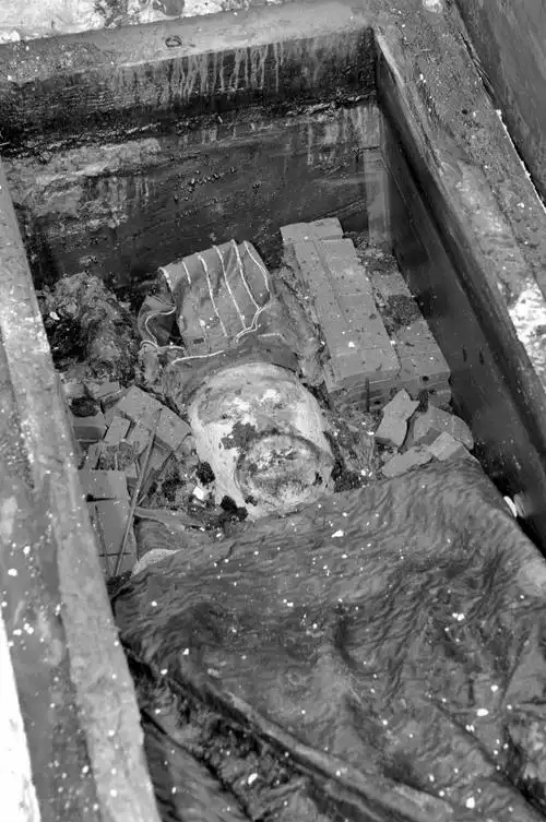 一座五百年前的明朝古墓