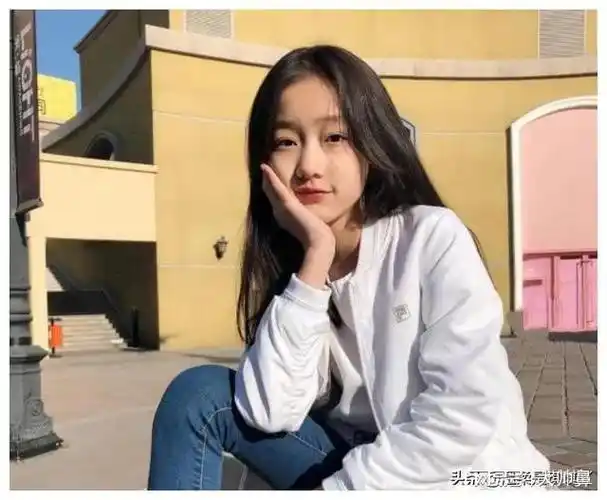 赵薇女儿因长得太漂亮被导演禁止整容如今美到认不出