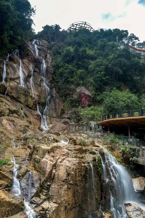 清远天子山天后梯级瀑布32019119冬季拍摄