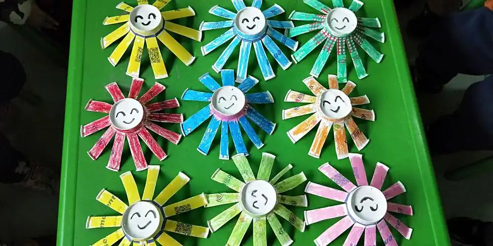 好宝宝幼儿园小班手工制作《太阳花》