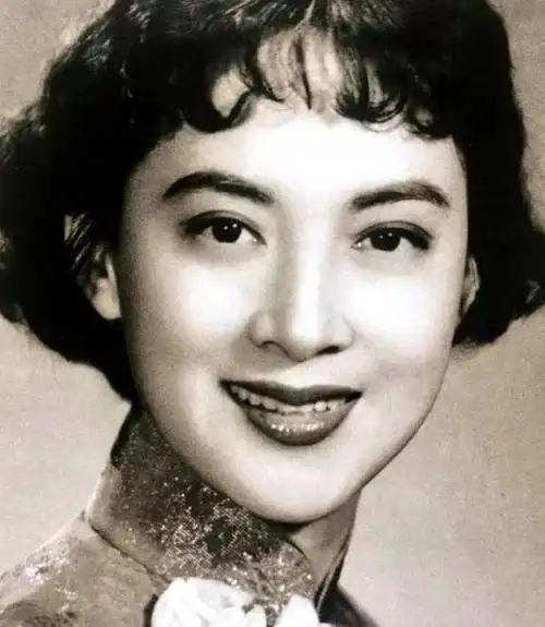 22大明星王丹凤明艳动人绝代芳华曾与顾也鲁项堃饰演夫妻