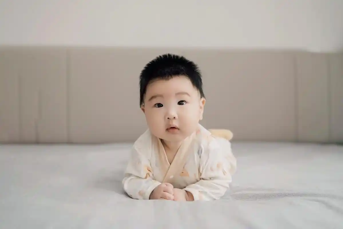 百天照|告别千篇一律摆姿,走进生活