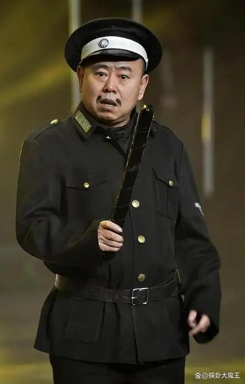 我衷心希望潘长江能够重新拾起自己年轻时代的那份初心,摆脱名利的