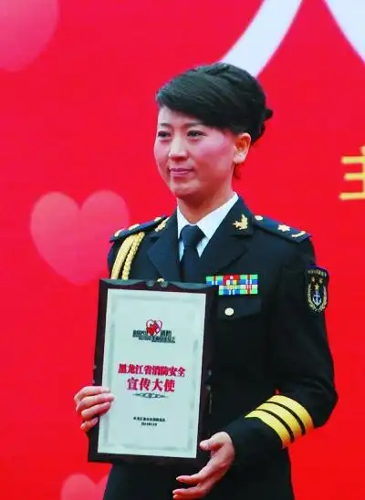 p>闫学晶,1972年2月7日生于吉林省辽源市 a target="_blank" href="