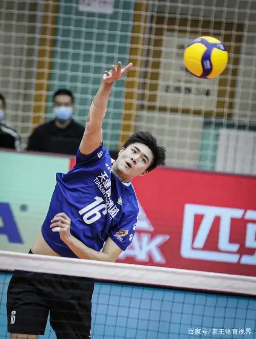 江川尚处巅峰,其接班人已出道,01年小将可被中国男排重用