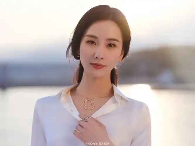 qeelin品牌代言人刘诗诗##qeelinwulu系列##qeelin珠宝