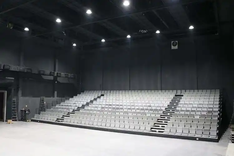 婚庆t台,圆形舞台新闻动态完善的质量保证体系,保证工艺纯熟,从设计