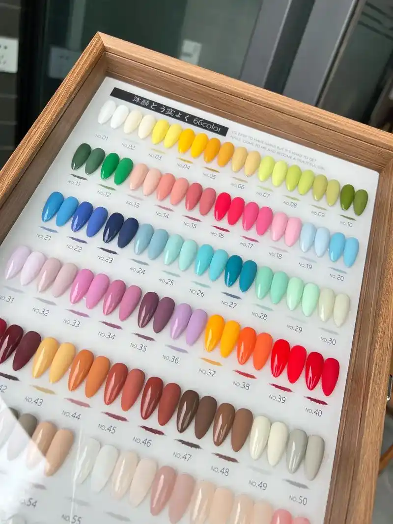 甲油胶 #甲油胶试色 #美甲店 - 抖音