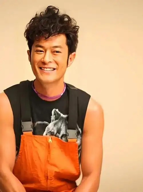 古天乐笑起来是动了整个我的心啊