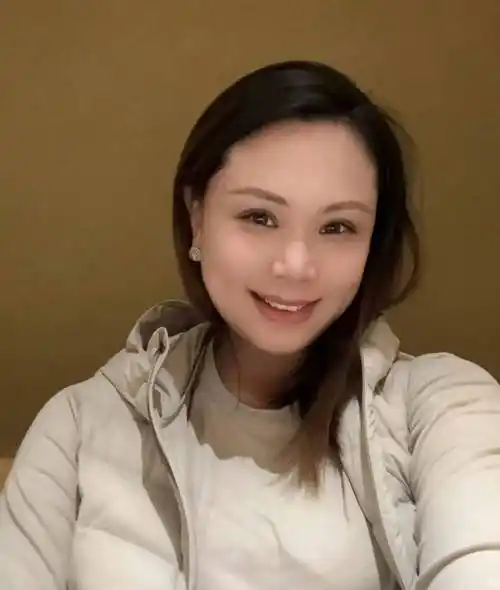 原创34岁曾春蕾即将产子孕晚期身材发福明显富二代男子久违现身