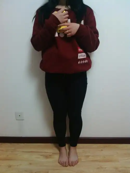 身高159 体重110 腿有点粗这个裤子能穿么