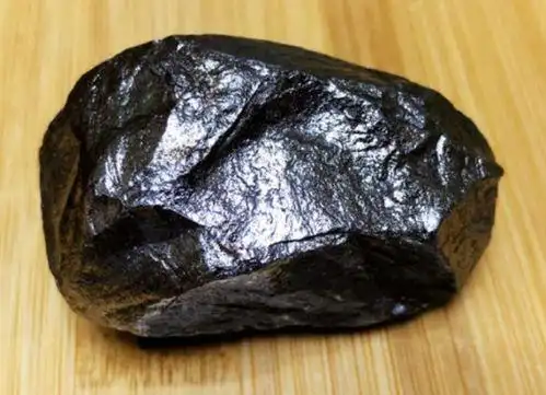 鉲原石,是天然矿石吗,看看这是什么石头_知识 - 名片网