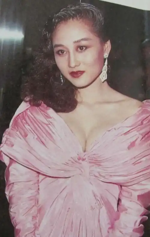 利智 nina li chi查看原图推荐1人4人喜欢喜欢2020-06-08 14:57:33东