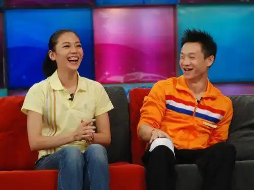 跆拳道散打冠军夫妻吵架 一言不合就吞金牌(图)