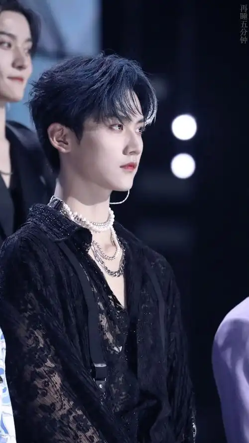 求周柯宇神颜图