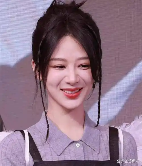 杨紫最新生图曝光!