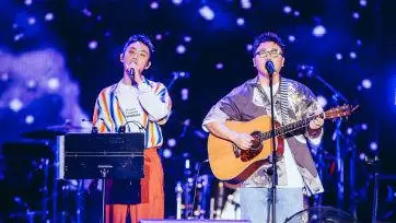 春浪音乐节好妹妹乐队带来《不说再见》,回不去的是青春呀