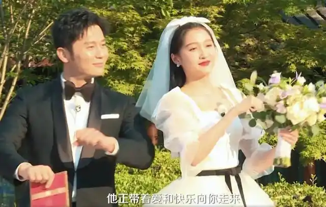 《跑男》新路透:关晓彤李晨举行结婚典礼,李晨一脸享受不怕鹿晗吃醋?